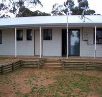 Lot 322 Holiday House - Goulburn Accommodation
