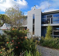 Barrakee Beach House - Goulburn Accommodation