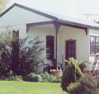 Elmstead Cottages - Goulburn Accommodation