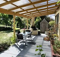 Grandma Housemove - Goulburn Accommodation