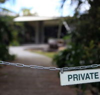 ArtHOUSE Beachfront Accommodation - Goulburn Accommodation