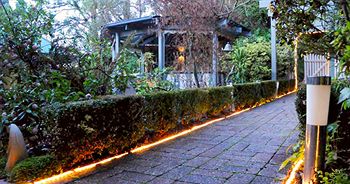 Annie Roe's Luxury Bed & Breakfast - Goulburn Accommodation 2