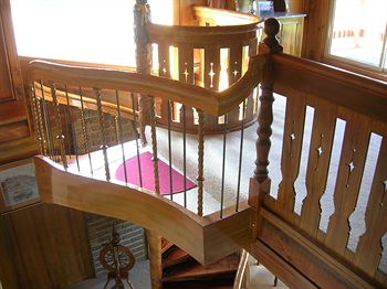 A Camelot Tower & Penthouse - Goulburn Accommodation 14