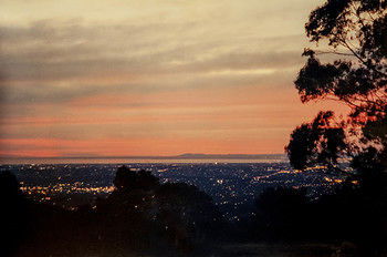 A Camelot Tower & Penthouse - Goulburn Accommodation 52