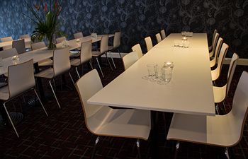 Sunnyside Tavern - Goulburn Accommodation 8