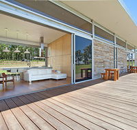 The Longhouse - Goulburn Accommodation