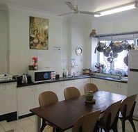 Casa Central Accommodation - Hostel - Goulburn Accommodation