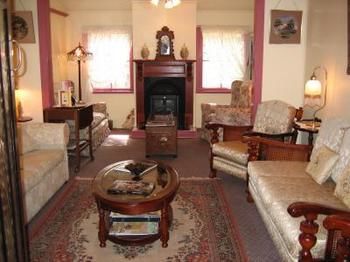 Chalet Blue Mountains - Goulburn Accommodation 1