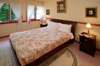Chalet Blue Mountains - Goulburn Accommodation 5