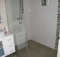 DeaposVine Escape - Goulburn Accommodation