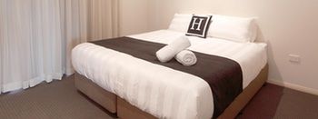 H Boutique Hotel - Goulburn Accommodation 16