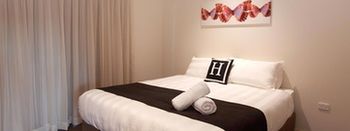H Boutique Hotel - Goulburn Accommodation 17