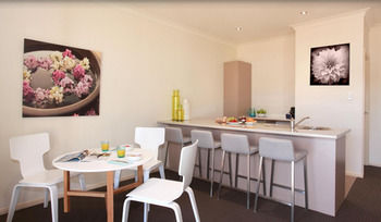 H Boutique Hotel - Goulburn Accommodation 23
