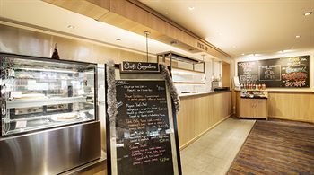 Colyton Hotel - Goulburn Accommodation 9