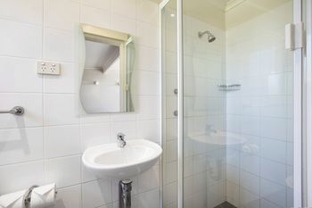 Colyton Hotel - Goulburn Accommodation 38
