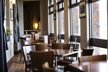 Pymble Hotel - Goulburn Accommodation 9