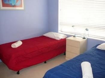 Bayviews & Harbourview Holiday Apartments - Goulburn Accommodation 5