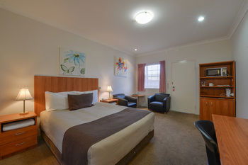 Cadman Motor Inn & Apartments - Goulburn Accommodation 15