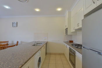 Cadman Motor Inn & Apartments - Goulburn Accommodation 20