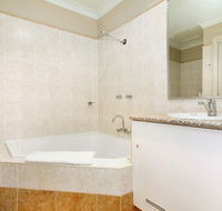 Edward Parry Motel amp Apartments - Goulburn Accommodation