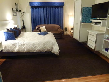 The Retreat At Froog-Moore Park - Goulburn Accommodation 2