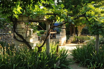 The Retreat At Froog-Moore Park - Goulburn Accommodation 19