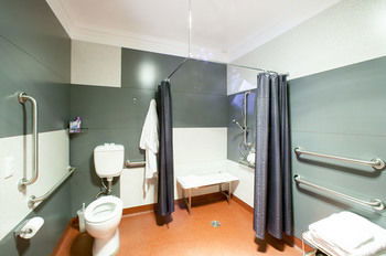 The Retreat At Froog-Moore Park - Goulburn Accommodation 29