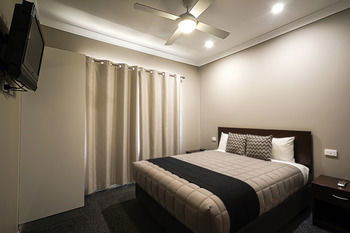 Akuna Motor Inn And Apartments - Goulburn Accommodation 9