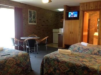 Tooleybuc Motel - Goulburn Accommodation 4