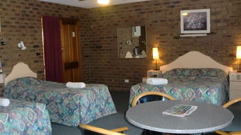 Tooleybuc Motel - Goulburn Accommodation 10