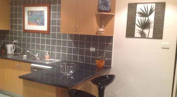 Eltham Retreat - Goulburn Accommodation 2