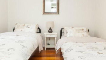 Eltham Retreat - Goulburn Accommodation 7