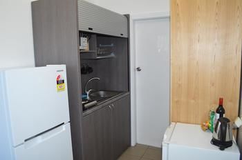 Best Western Endeavour Motel - Goulburn Accommodation 24