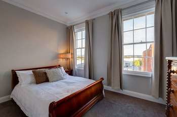 Bathurst Royal Apartments - Goulburn Accommodation 5