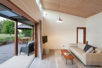 Studio 367 - Goulburn Accommodation 4