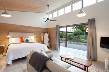 Studio 367 - Goulburn Accommodation 13