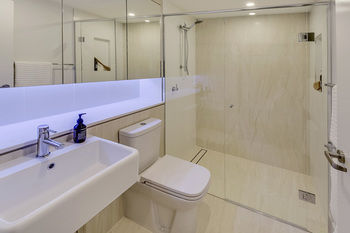 Breeze Mooloolaba - Goulburn Accommodation 2