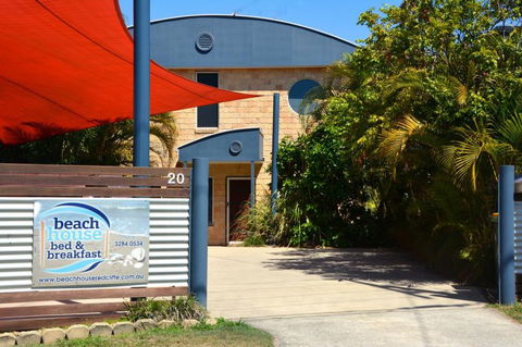Beach House Redcliffe - Goulburn Accommodation 1
