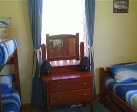 Blue Wren Riverside Cottage - Goulburn Accommodation 1