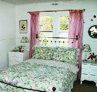 Green Valley Homestead - Goulburn Accommodation