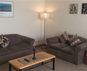 Ashwood Apartments - Bellerive - Goulburn Accommodation 3