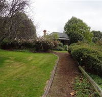 Camellia Cottage On Maple Hill - Goulburn Accommodation