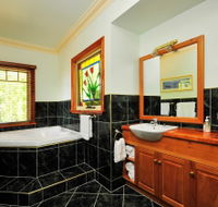 Beauty Point's Pomona Spa Cottages - Goulburn Accommodation