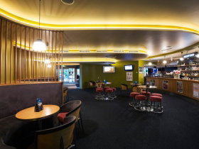 Carlyle Hotel - Goulburn Accommodation 0