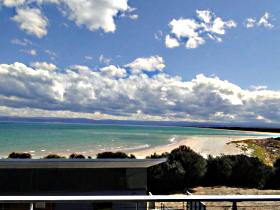 Freycinet Beach Apartments - Goulburn Accommodation 0