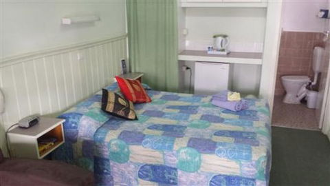Paddle Steamer Motel - Goulburn Accommodation 1