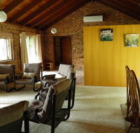 Coucals of Mount Crosby - Goulburn Accommodation