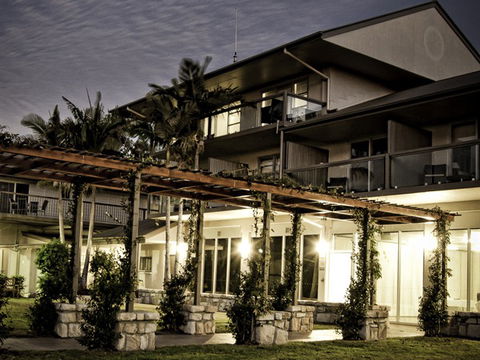 Mercure Clear Mountain Lodge Spa And Vineyard - Goulburn Accommodation 2