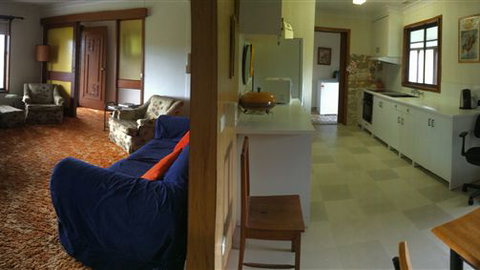 Rancho Relaxo - Goulburn Accommodation 3