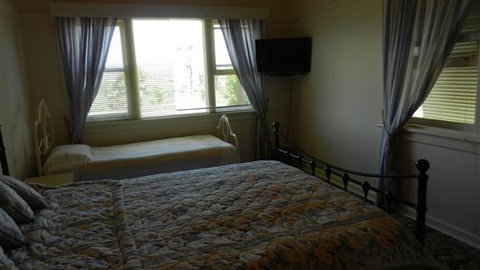 Willy's Holiday House - Goulburn Accommodation 1